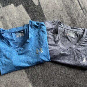 2 Under Armour Heat Gear Loose Fit V-Neck Shirts - Women's Large